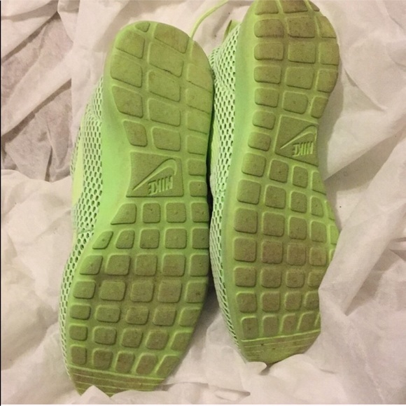 NEW LISTING‼️ NIKE‼️ - Picture 2 of 7